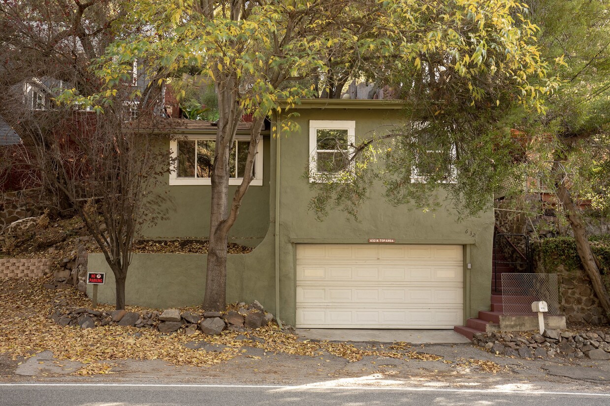 632 N Topanga Canyon Blvd, Topanga, CA 90290 House Rental in Topanga