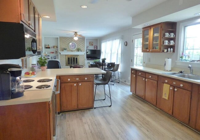 Foto del edificio - 17370 Darden Rd