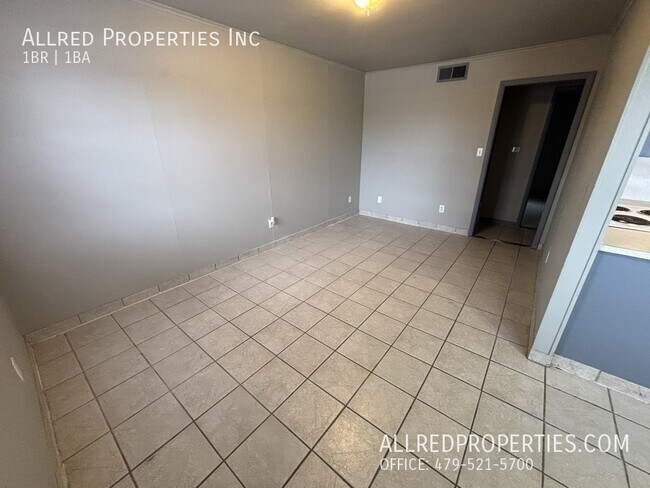 Foto del edificio - 525 S Duncan Ave