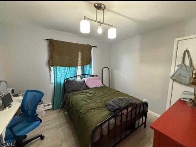 Foto del edificio - 425 Greylock Pkwy