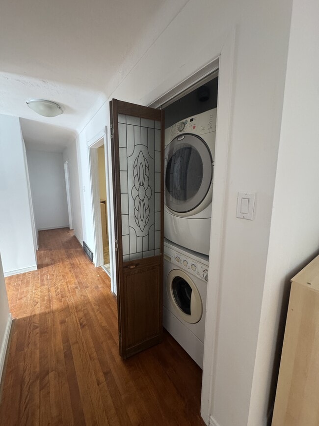 Building Photo - 89 Rue Bagot