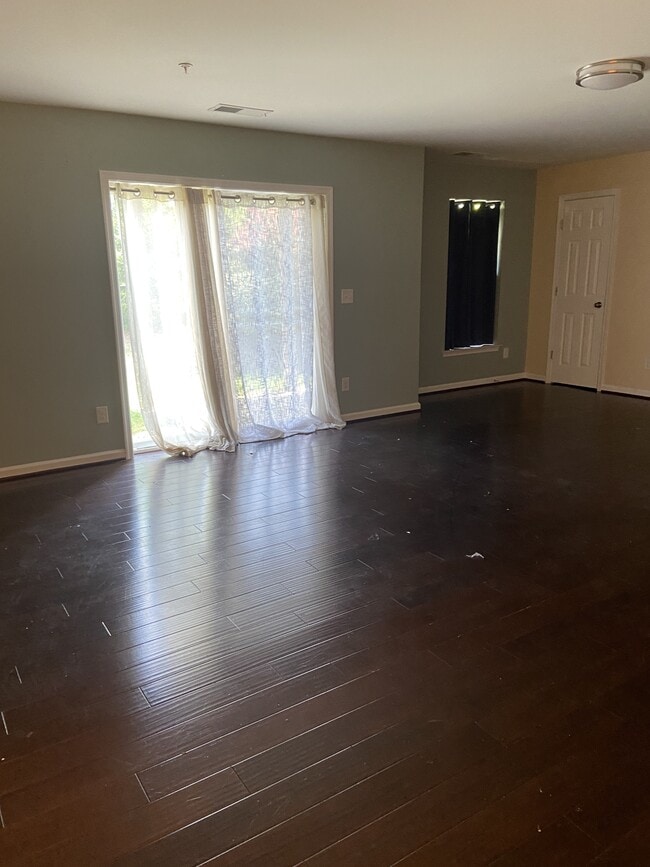 Building Photo - 24640 Jackalope Terrace