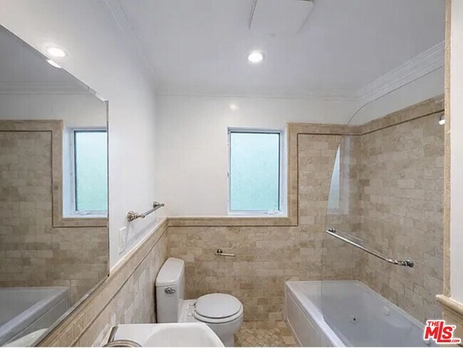 Foto del edificio - 1033 20th St