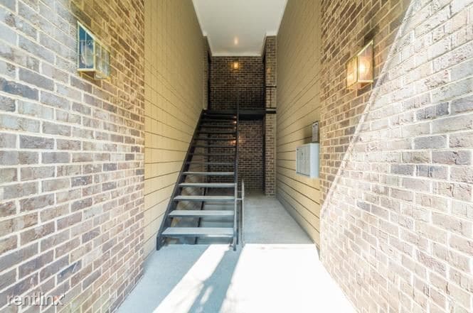 Building Photo - 1 br, 1 bath  - 3636 Taliluna Ave Apt 620