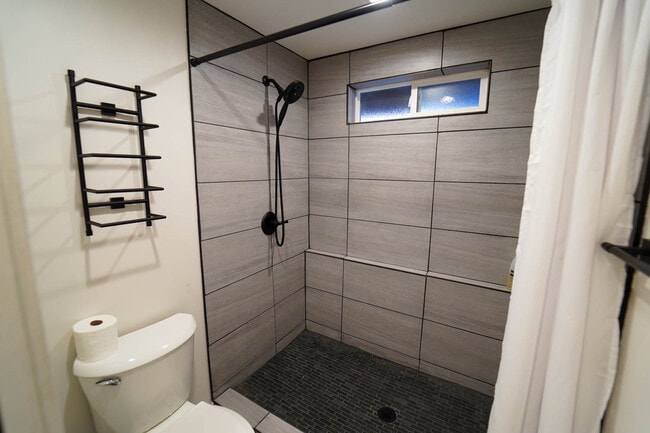 Foto del edificio - 6324 Galway Dr