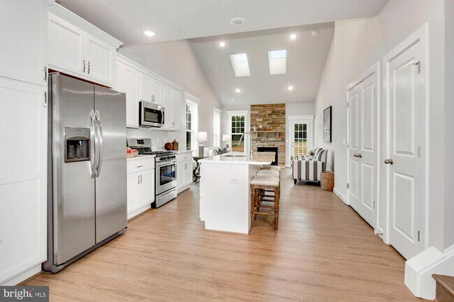 Building Photo - 5600 Finley Rose Ct