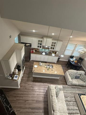 Foto del edificio - 15572 Yarberry Dr