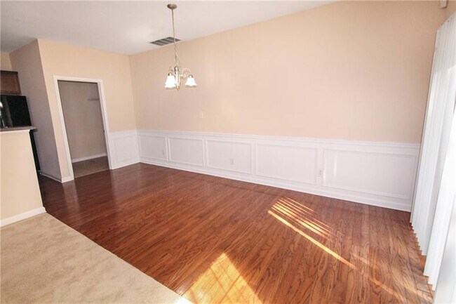 Building Photo - 314 Creek Manor Way