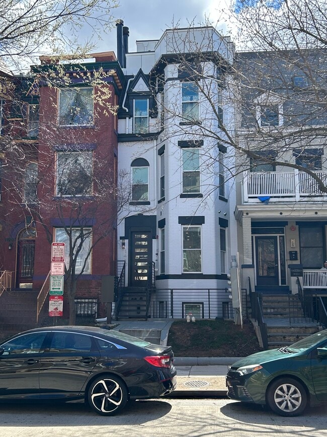 Building Photo - 1440 Harvard St NW