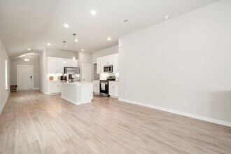 Building Photo - 21670 Wave Holw Dr