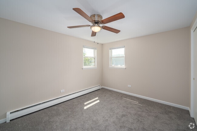 Updated 2BR, 1BA - 750SF - Second Bedroom - 6946 W 65th St