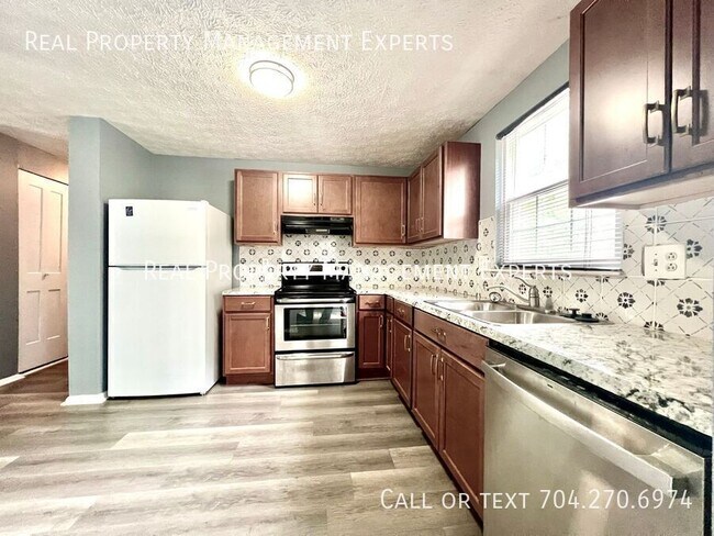 Foto del edificio - 5120 Speyside Ct