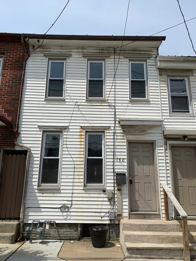 Foto del edificio - 2 possibly 3 Bedroom  Home In Carlisle wit...