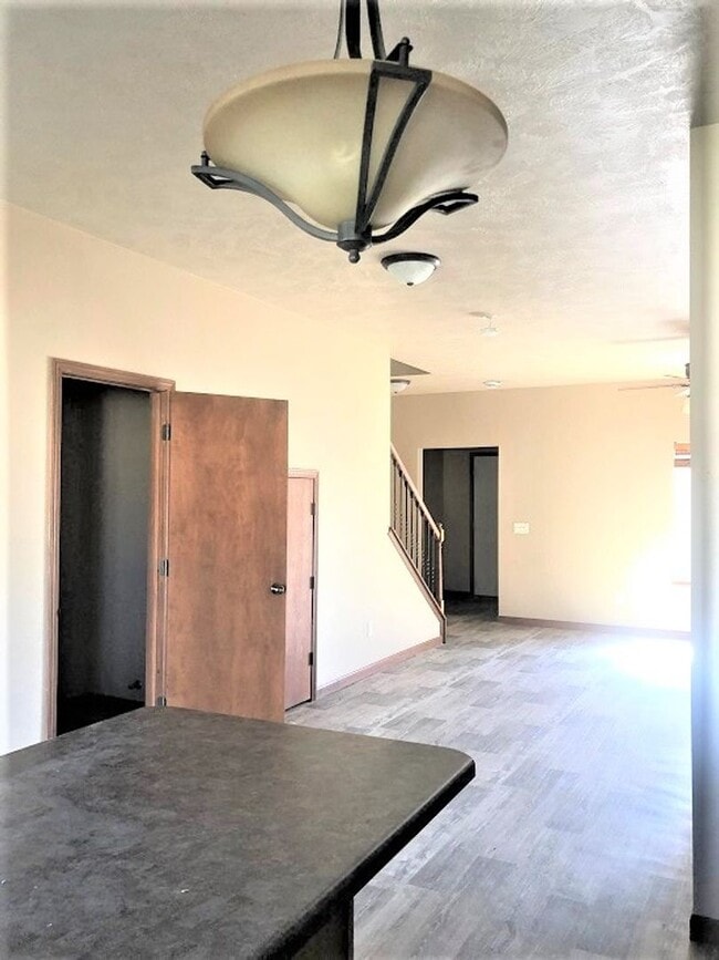 Building Photo - 3708 W 93rd St