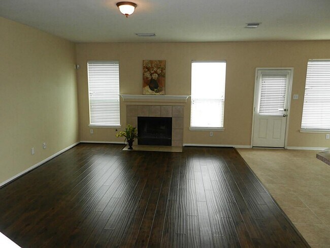 Building Photo - 25215 Ibris Ranch Dr