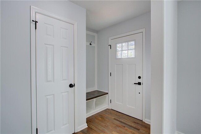 Building Photo - 3420 Elm Creek Dr