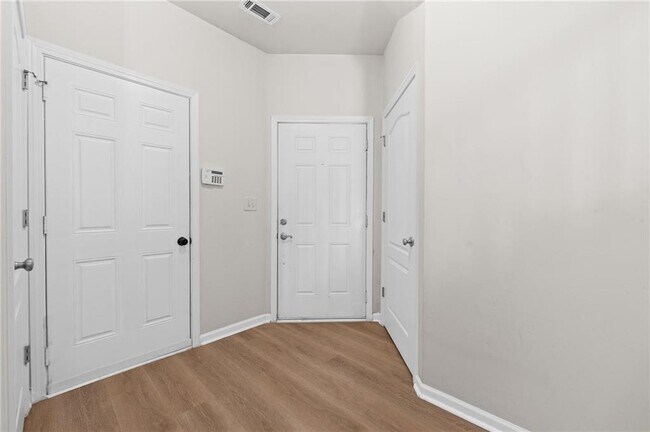 Foto del edificio - 1058 Treymont Ln SW