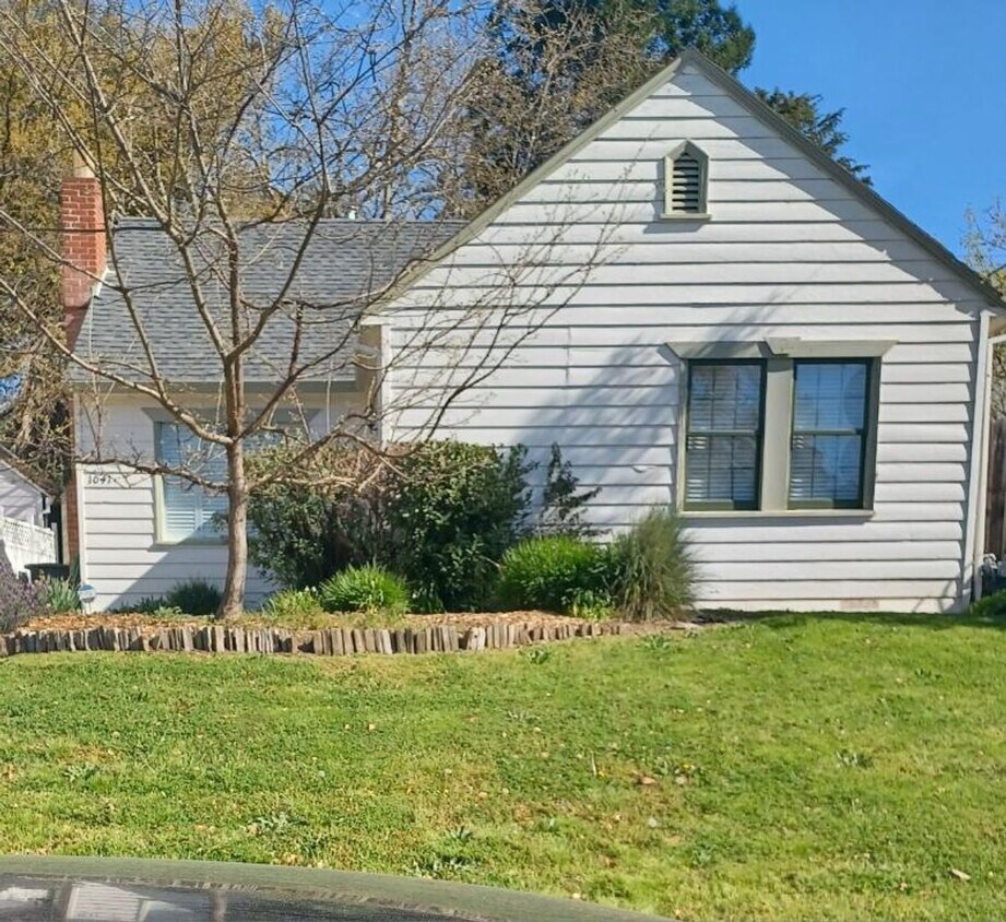 Foto principal - BEAUTIFUL LAND PARK HOME!!