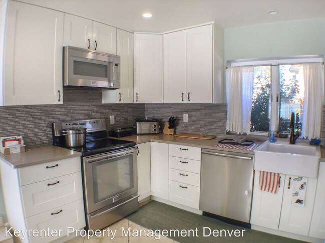 Building Photo - 1 br, 1 bath House - 2606 1/2 River Drive