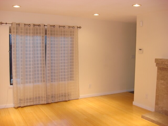 Living room - 3824 39th Ave