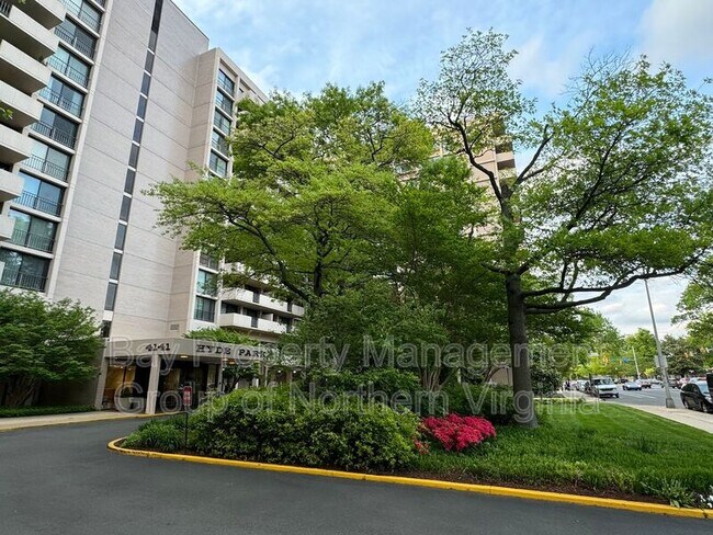 Building Photo - 4141 N Henderson Rd