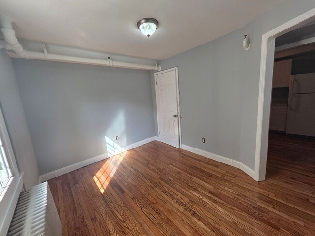 Foto del edificio - 3288 Franklin Ave