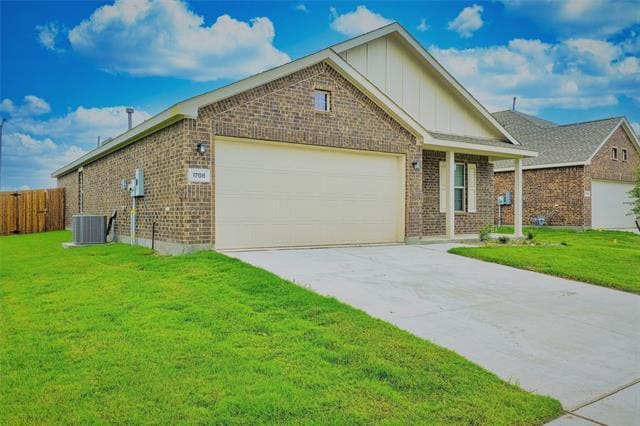 Building Photo - 1708 Helmoken Falls Dr