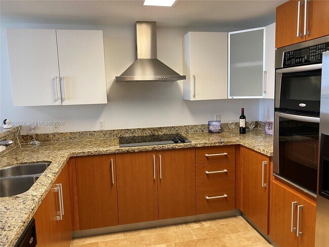 Foto del edificio - 170 SE 14th St