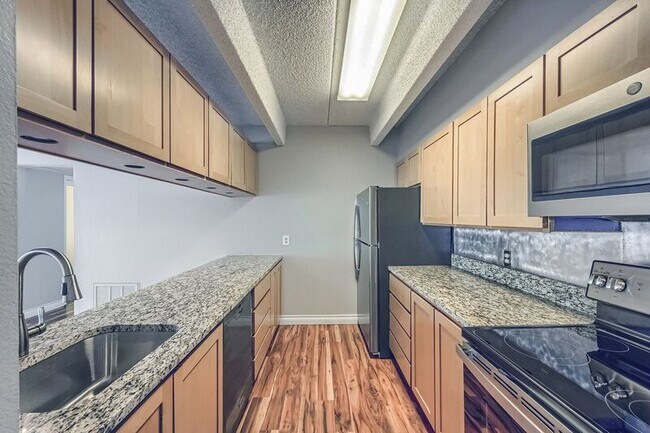Foto del edificio - 777 N Washington St
