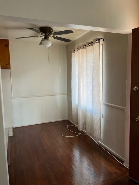 dining - 7915 Kester Ave