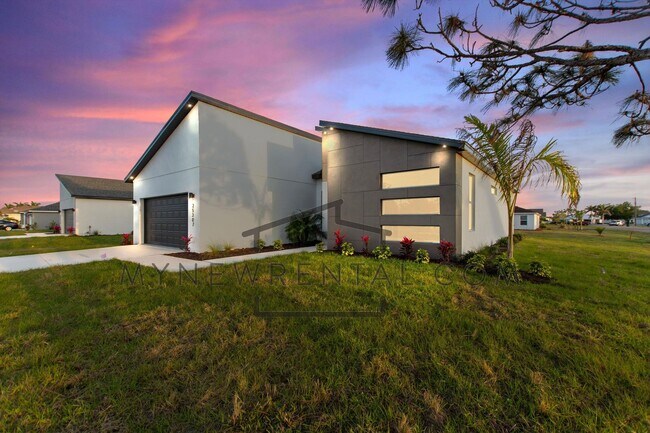 Building Photo - Deposit-Free! Modern, energy efficient hom...