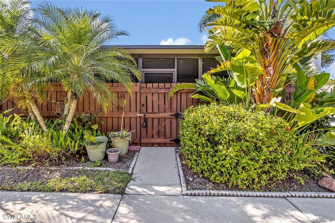 Foto principal - 15514 Crystal Lake Dr