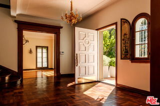 Foto del edificio - 1004 N Beverly Dr