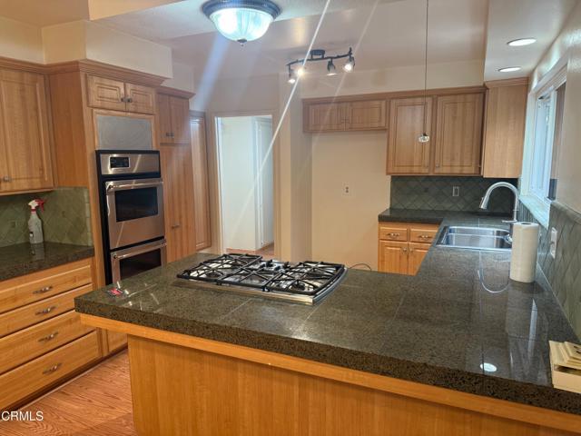 Building Photo - 6237 Hunter St