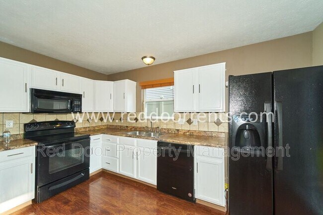 Foto del edificio - 5729 Decatur Ridge Dr