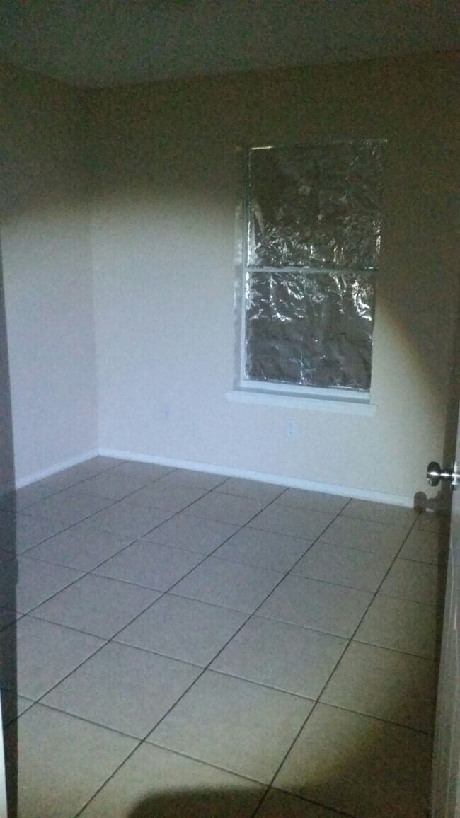 Foto del edificio - 909 E Jefferson St