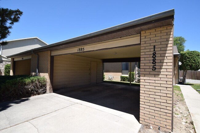 Foto del edificio - Quiet 3 bed Duplex in Murray –  Near Ski Resorts with Mountain Views!!