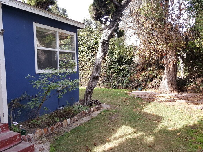 Primary Photo - Charming duplex in Pacific Beach