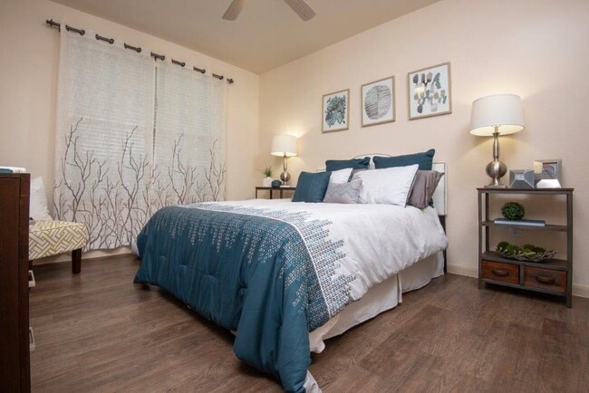 Building Photo - 12430 Metric Blvd