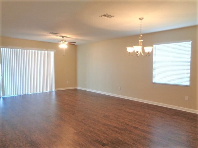 Building Photo - 13343 Graham Yarden Dr