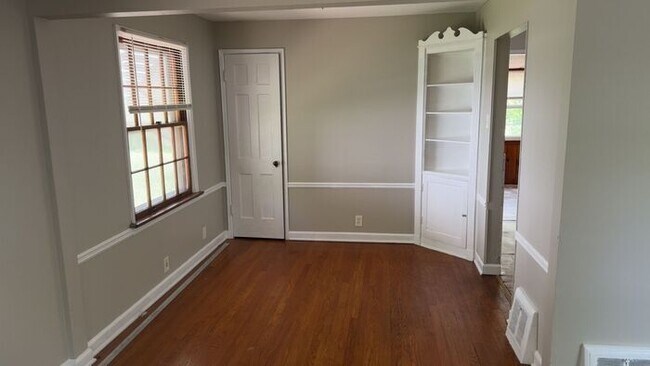 Foto del edificio - Delightful 2-bedroom, 1-bathroom single-family home