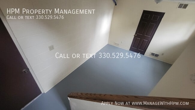 Building Photo - 1690 Karg Dr