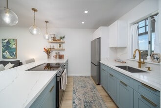 Building Photo - 94-525-525 Lumiaina St