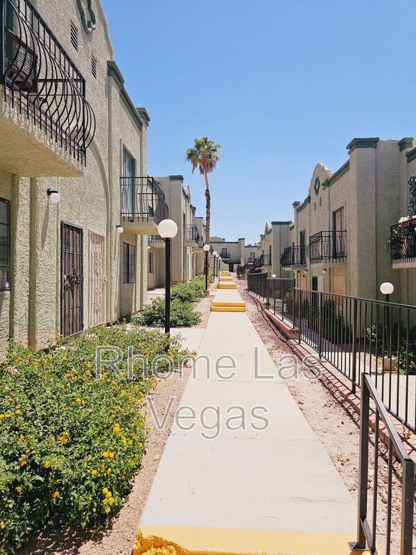 Building Photo - 7066 Burcot Ave