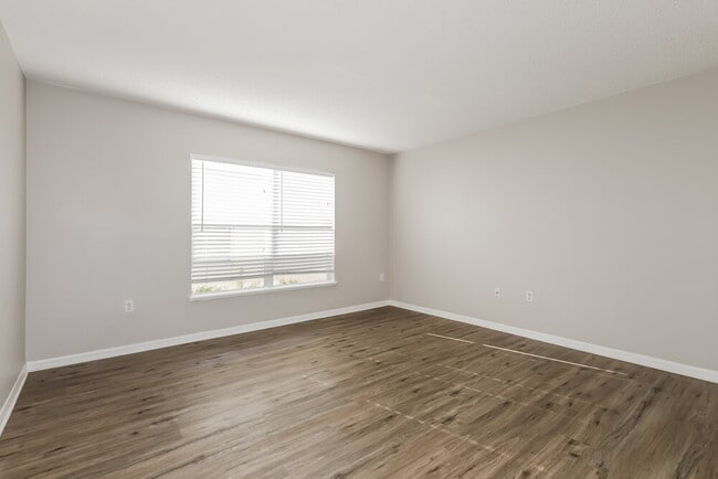 Building Photo - 1707 Alhambra Crest Dr