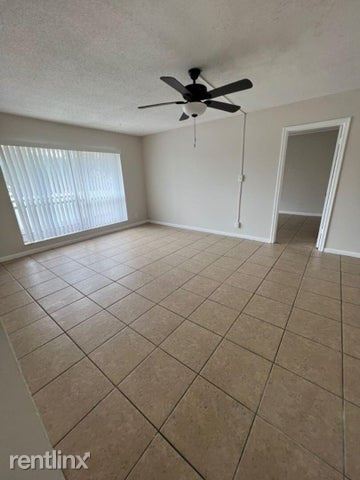 Building Photo - 3 br, 2 bath House - 541 NE 48th St Apt 215