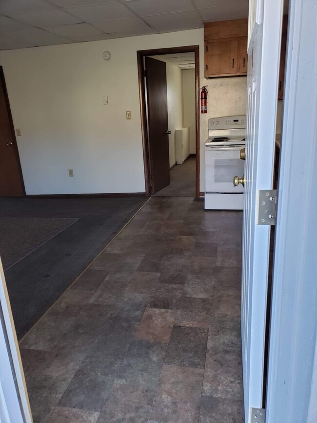 Building Photo - 13825 Maple Tree Lane