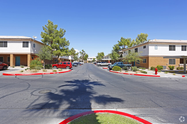 Desert Pine Townhomes Apartments - Las Vegas, NV | Apartments.com