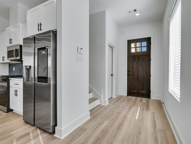 Foto del edificio - 4917 Randon Rd