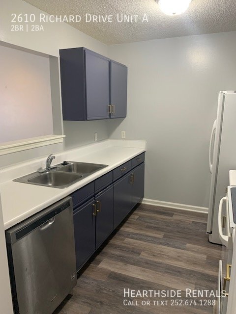 Building Photo - 2610 Richard Dr